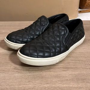Steve Madden slip on shoes